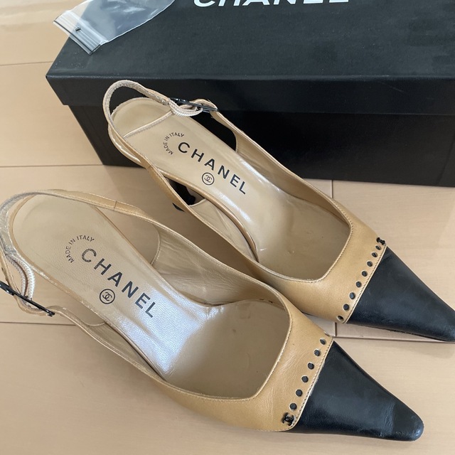 CHANELシャネル🖤36Cバイカラーパンプス 最新作売れ筋が満載 8625円