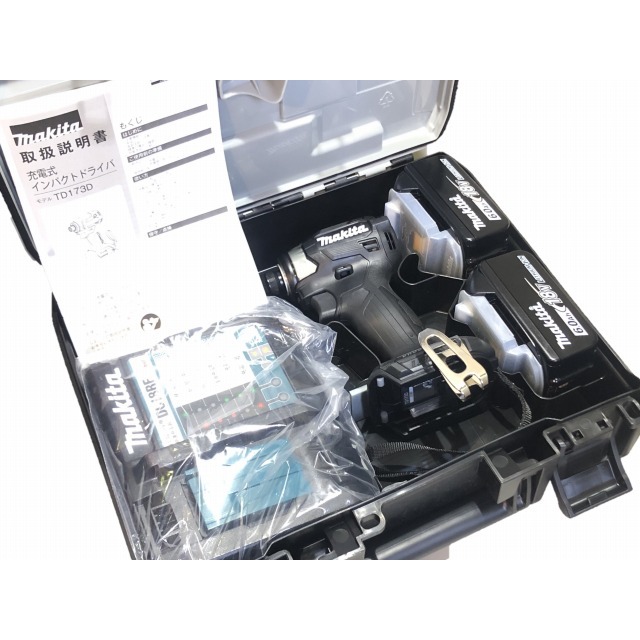 ☆未使用 最新型☆makita マキタ 18V 充電式インパクトドライバ TD173DRGXB 黒/ブラック バッテリー2個(18V 6.0Ah) 充電器 ケース付 66460