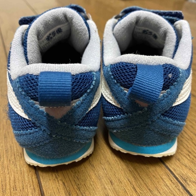 asics(アシックス)のasicsキッズ　16cm キッズ/ベビー/マタニティのキッズ靴/シューズ(15cm~)(スニーカー)の商品写真