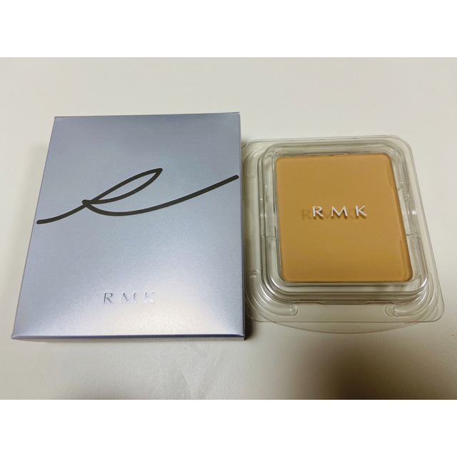 RMK(アールエムケー)のRMK UVパウダーファンデーション（レフィル） コスメ/美容のベースメイク/化粧品(ファンデーション)の商品写真