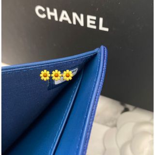 美品☆29番台】CHANEL デカココマーク キャビアスキン / ブルー-