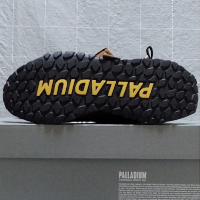 PALLADIUM(パラディウム)のパラディウム PALLADIUM トゥループ ランナー 26.5cm メンズの靴/シューズ(スニーカー)の商品写真