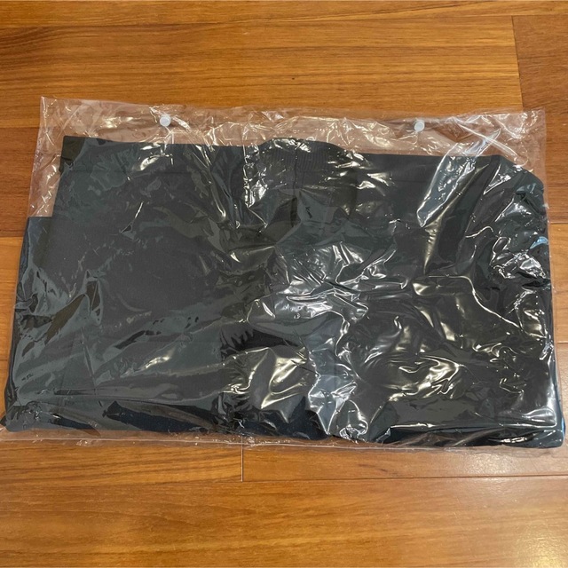史上最も激安 新品lohen ミラノリブクロップドニット - 通販