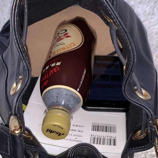 Gucci - 極美品✨オールドグッチ ロゴ型押し レザー 巾着 ショルダー