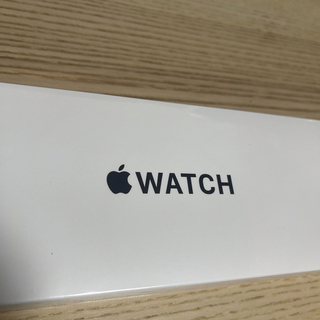 アップルウォッチ(Apple Watch)の新品未開封　Apple Watch SE 40mm Cellular  シルバー(腕時計(デジタル))