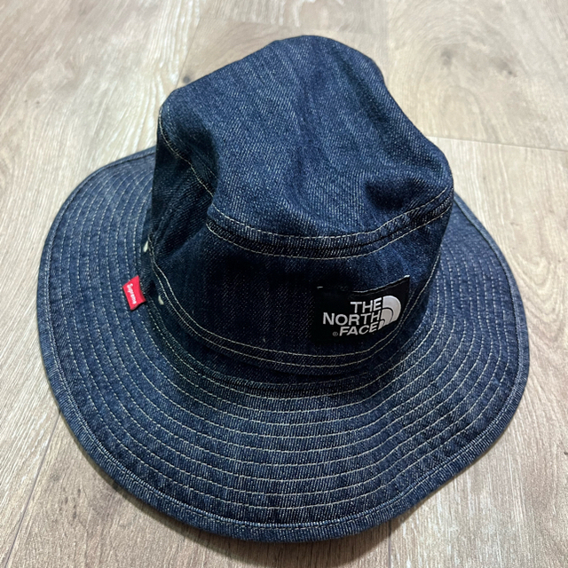 Supreme(シュプリーム)のSupreme North Denim Horizon Breeze Hat メンズの帽子(ハット)の商品写真
