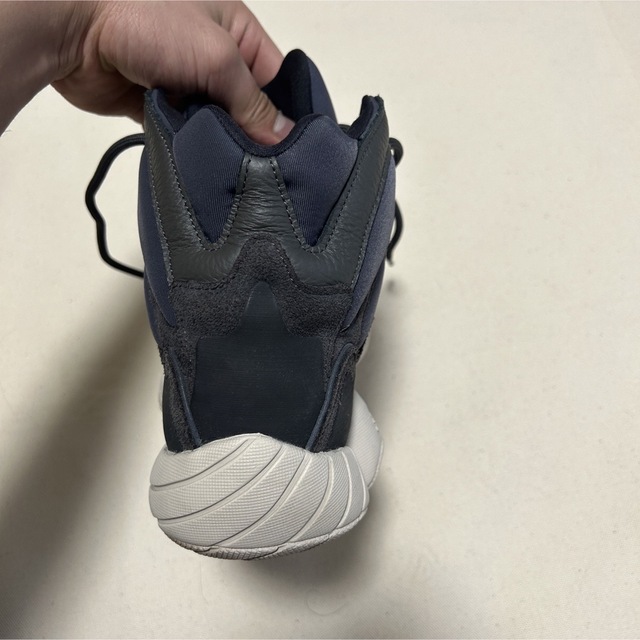 YEEZY（adidas）(イージー)のadidas Yeezy500 high slate メンズの靴/シューズ(スニーカー)の商品写真