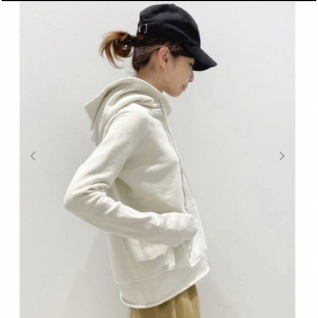 L'Appartement DEUXIEME CLASSE(アパルトモンドゥーズィエムクラス)のNILI LOTAN/ニリ ロータン   HOODIE PARKER  レディースのトップス(パーカー)の商品写真