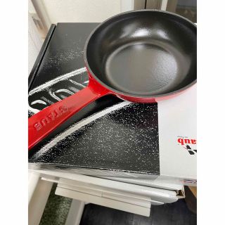 ストウブ(STAUB)のストウブスキレット チェリー16センチ 新品(鍋/フライパン)