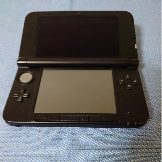 ニンテンドー3DS LL レッド×ブラック液晶美品 1