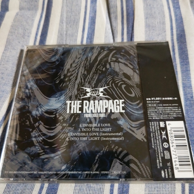 THE RAMPAGE(ザランページ)のINVISIBLE LOVE エンタメ/ホビーのCD(ポップス/ロック(邦楽))の商品写真