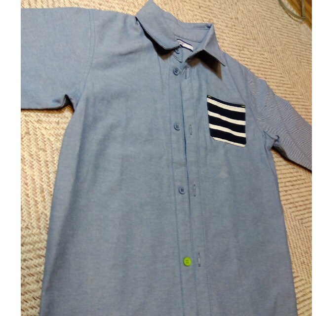 CROCSキッズシャツ キッズ/ベビー/マタニティのキッズ服男の子用(90cm~)(Tシャツ/カットソー)の商品写真