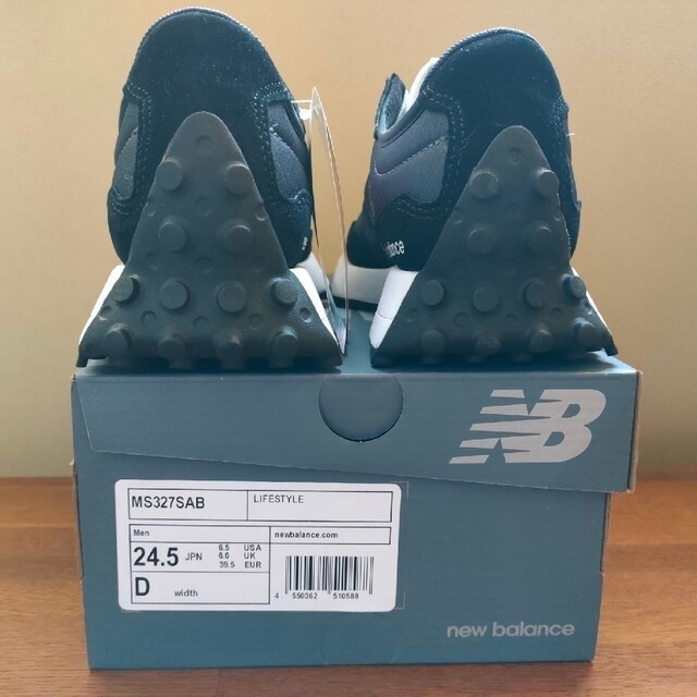 New Balance(ニューバランス)の③希少！【新品未使用】ニューバランス MS327SAB 24.5cm BLACK レディースの靴/シューズ(スニーカー)の商品写真