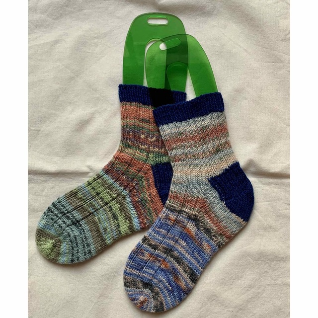 ♡opalゴッホ♡手編み靴下（24cm）青 ハンドメイドのファッション小物(レッグウェア)の商品写真