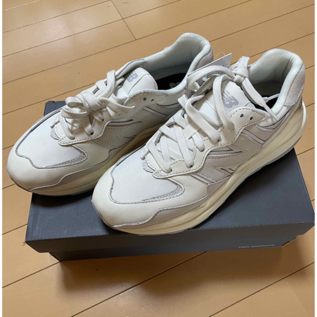 New Balance   スニーカー　24.5cm  ホワイトベージュニューバランス