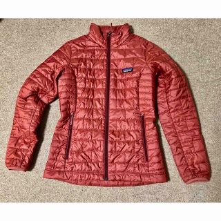 パタゴニア(patagonia)の【美品】パタゴニア　ナノパフジャケット　ウィメンズ　XS(登山用品)