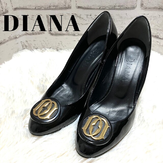 ☆DIANA☆ダイアナ エナメルパンプス ゴールドエンブレム ビジュー ...