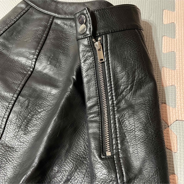 ZARA(ザラ)のZARA レザースカート レディースのスカート(ミニスカート)の商品写真