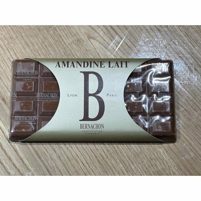 ベルナシオン BERNACION チョコ　タブレット　各種 食品/飲料/酒の食品(菓子/デザート)の商品写真