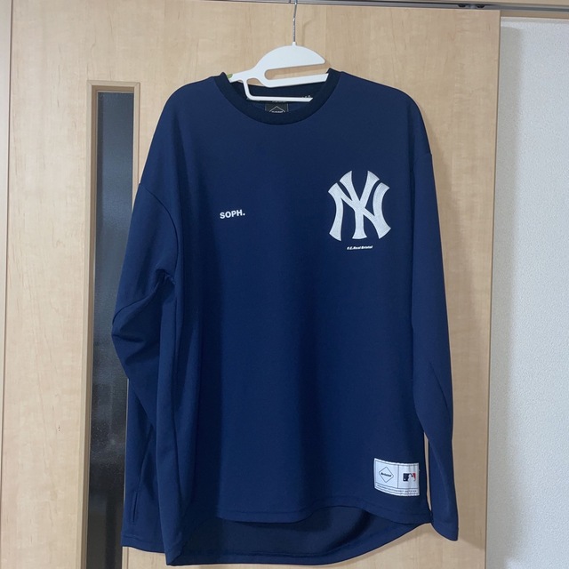 F.C.R.B.(エフシーアールビー)のFCRB MLBニューヨークヤンキース　 メンズのトップス(Tシャツ/カットソー(半袖/袖なし))の商品写真