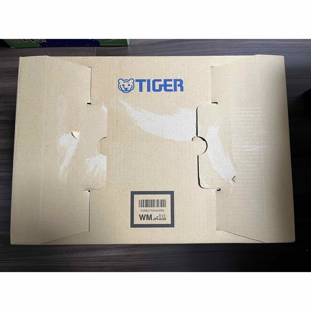 【新品未使用】TIGER 炊飯器 マットホワイト JPV-A100WM