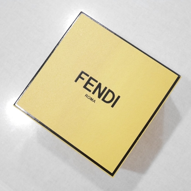 【新品未使用】FENDI    オーロック ヘアクリップ ゴールド 2