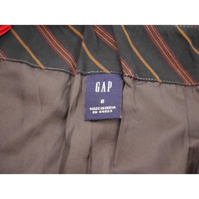 GAP(ギャップ)のGAP グレー　ミニスカート レディースのスカート(ミニスカート)の商品写真
