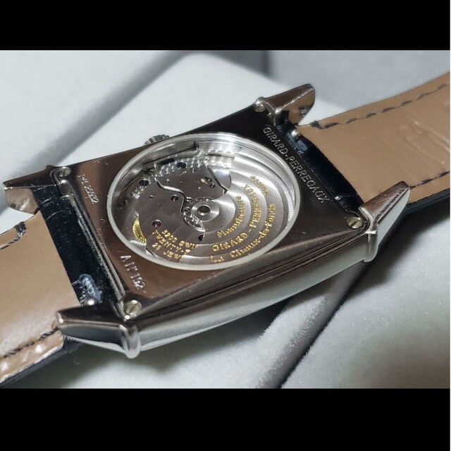 GIRARD-PERREGAUX(ジラールペルゴ)のジラールペルゴ　ヴィンテージ　1945　自動巻き メンズの時計(腕時計(アナログ))の商品写真