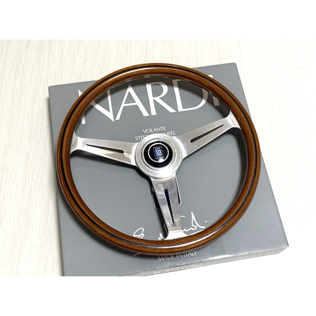 【NARDI Classic】36.5Φ ウッドステアリング　良好　即決大歓迎