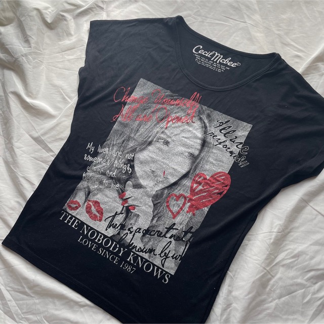 CECIL McBEE(セシルマクビー)のCECIL McBEE プリントTシャツ レディースのトップス(Tシャツ(半袖/袖なし))の商品写真
