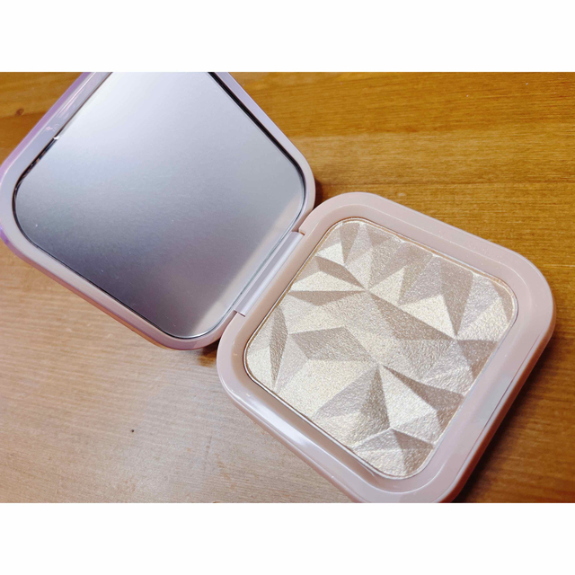  [公式正規品] 韓国コスメ ハイライト ダイヤモンドシリーズ コスメ/美容のベースメイク/化粧品(フェイスパウダー)の商品写真