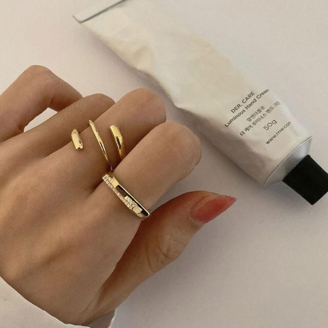 ☆美品☆2個セット指輪☆ゴールド ペアリング フリーサイズ - 通販