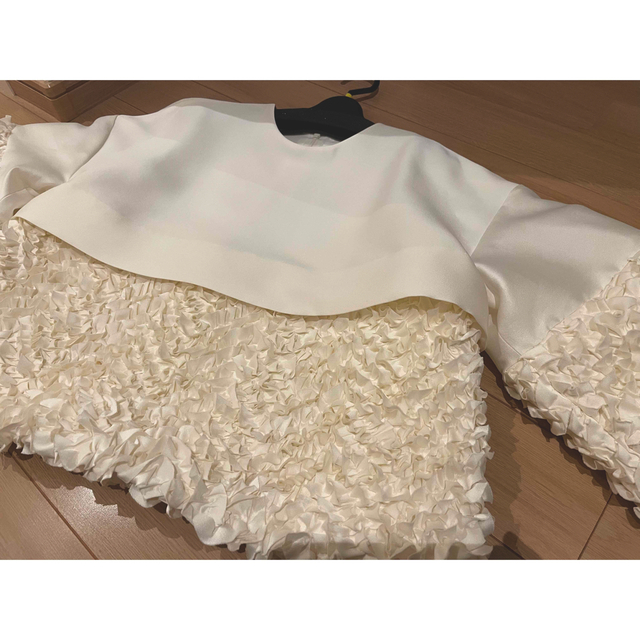 専用 yori shirocon ヨリ シルキーホイップブラウス でおすすめ
