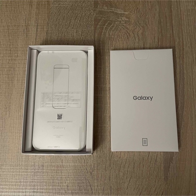 Galaxy(ギャラクシー)の【新品未使用】Galaxy 5G Mobile Wi-Fi スマホ/家電/カメラのスマートフォン/携帯電話(その他)の商品写真