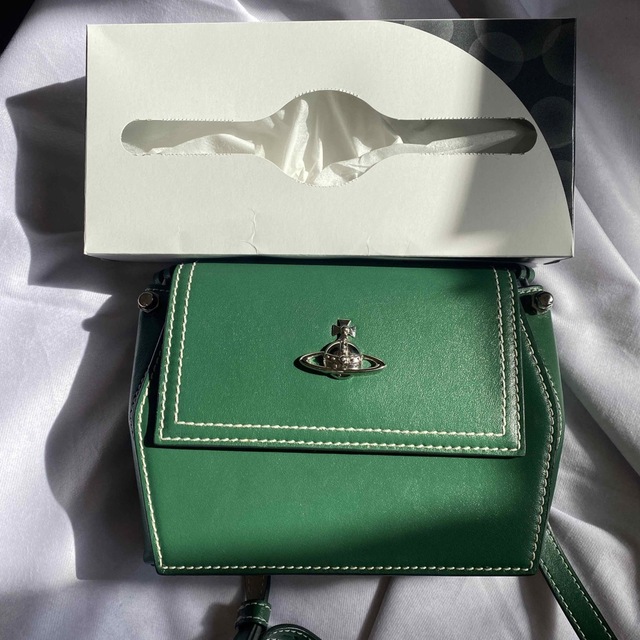 Vivienne Westwood(ヴィヴィアンウエストウッド)のVivienne Westwood ショルダーバック レディースのバッグ(ショルダーバッグ)の商品写真