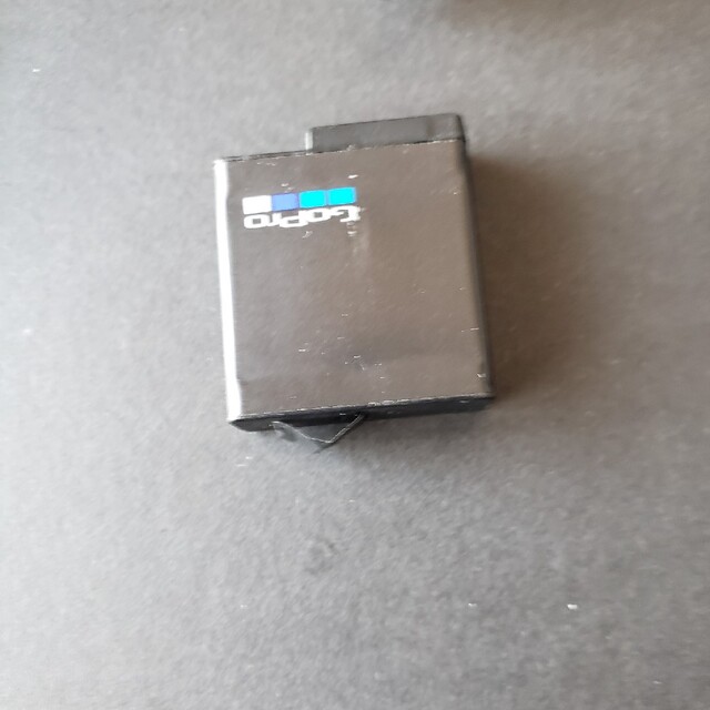 GoPro(ゴープロ)のGoPro hero 6 black  中古   ※要購入申請 スマホ/家電/カメラのカメラ(ビデオカメラ)の商品写真