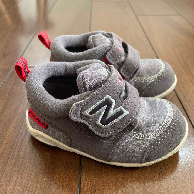 New Balance(ニューバランス)のニューバランス　ファーストシューズ　11.5 グレー キッズ/ベビー/マタニティのベビー靴/シューズ(~14cm)(その他)の商品写真