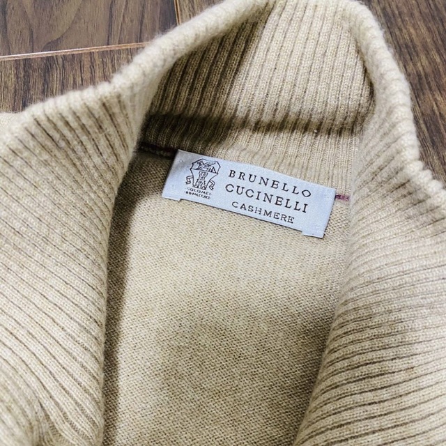 BRUNELLO CUCINELLI メンズ　カーディガン