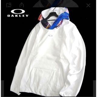 オークリー(Oakley)の☆￥9,900オークリーOAKLEY☆DRYフーデットプルオーバー【3XL】(その他)