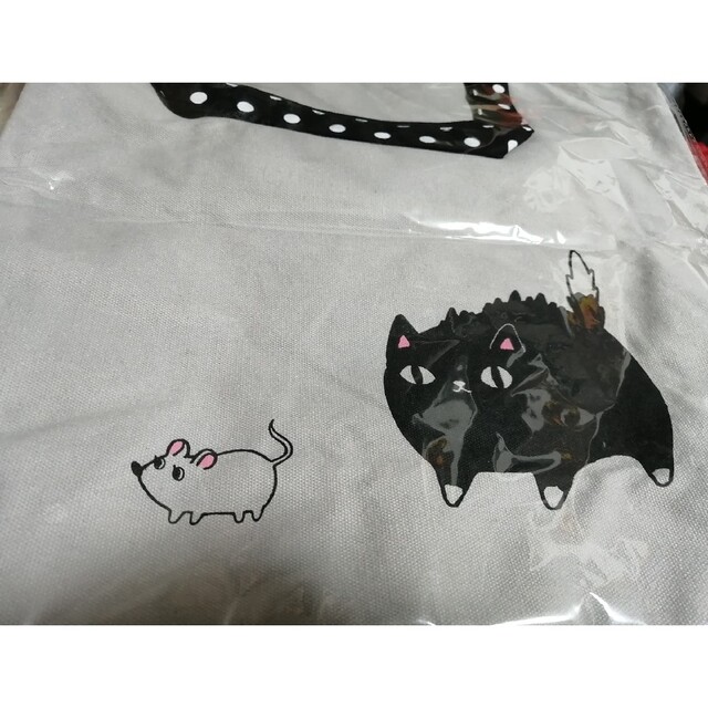 猫３兄弟　トートバッグ　クロ　kuro レディースのバッグ(トートバッグ)の商品写真