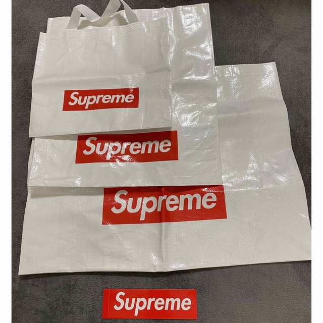 Supreme ショッパー 小 ステッカー付 - バッグ