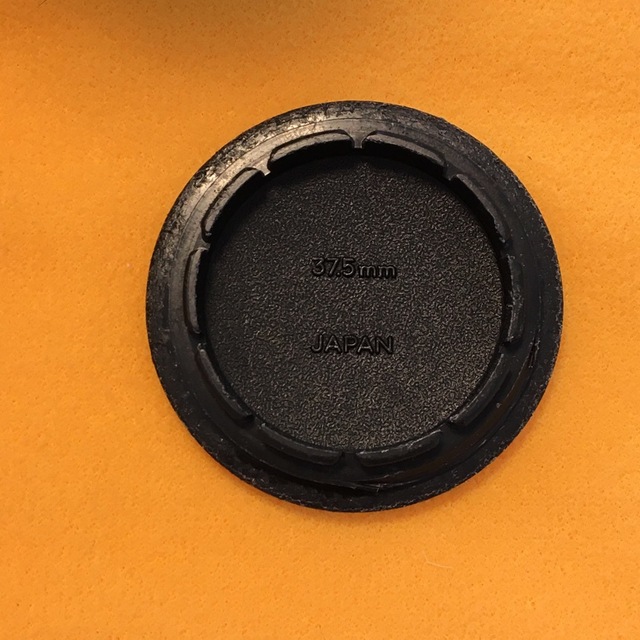 LEICA(ライカ)のLEITZ MINOLTA Mロッコール用 純正フードキャップ スマホ/家電/カメラのカメラ(レンズ(単焦点))の商品写真