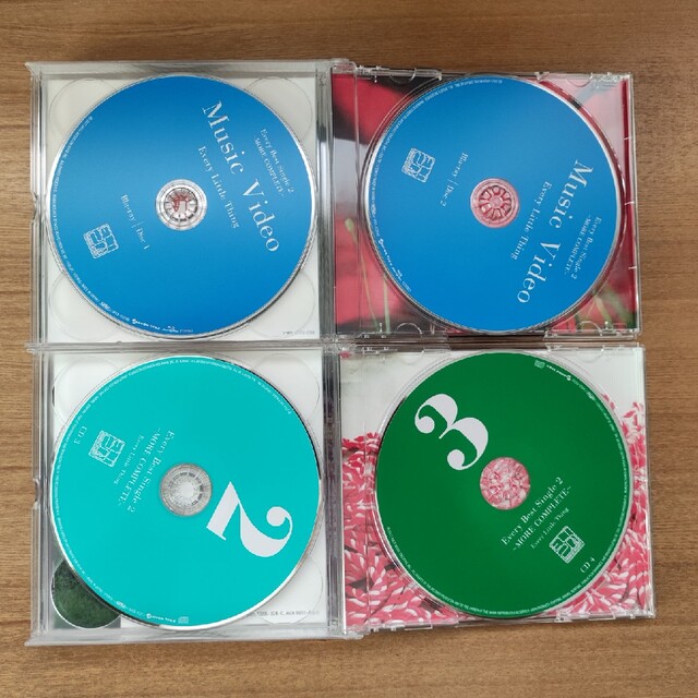 Tabitabi ＋ Every Best Single 2 ～MORE COM エンタメ/ホビーのCD(ポップス/ロック(邦楽))の商品写真