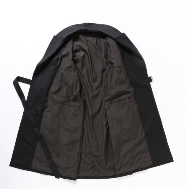 新品 23SS コモリ タイロッケンコート ブラック 1 comoli メンズのジャケット/アウター(チェスターコート)の商品写真