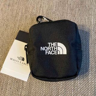 ザノースフェイス(THE NORTH FACE)のTHE NORTH FACE ノースフェイス　ミニポーチ 小物入れ(ポーチ)