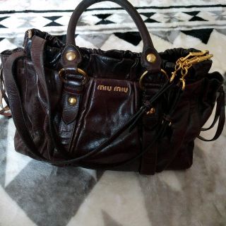 MIU MIU(トートバッグ)のフリマアイテム一覧 MIU MIU(トートバッグ)のフリマアイテム一覧