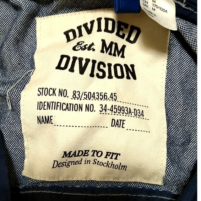 H&M(エイチアンドエム)のDIVIDED est. MM DIVISION  マウンテンパーカー メンズのジャケット/アウター(その他)の商品写真