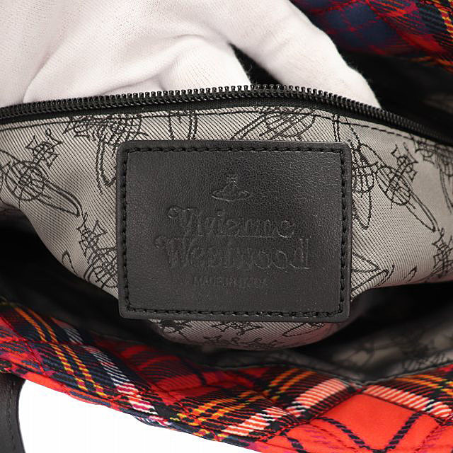 Vivienne Westwood(ヴィヴィアンウエストウッド)のヴィヴィアンウエストウッド キルティング チェック柄 トート バッグ 赤 ▲●■ レディースのバッグ(トートバッグ)の商品写真