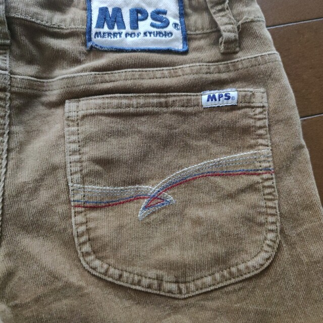 MPS(エムピーエス)のMPS コーデュロイパンツ　150㌢ キッズ/ベビー/マタニティのキッズ服男の子用(90cm~)(パンツ/スパッツ)の商品写真