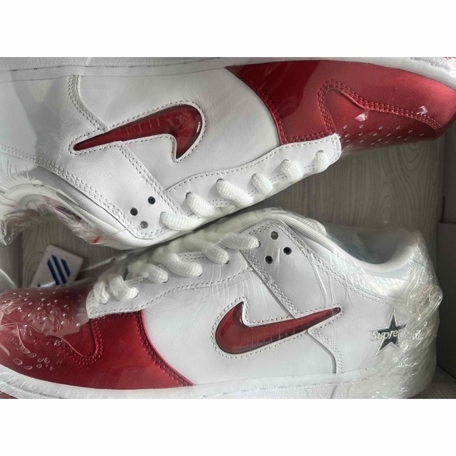 28 Supreme NIKE DUNK LOW RED WHITE